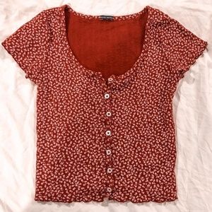 BRANDY MELVILLE RED FLORAL ZELLY TOP